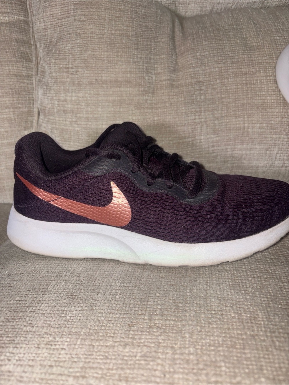 Nike Women's Athletic Sneakers -Dark Purple with Rose Gold Swoosh Sz 7 - Picture 3 of 12